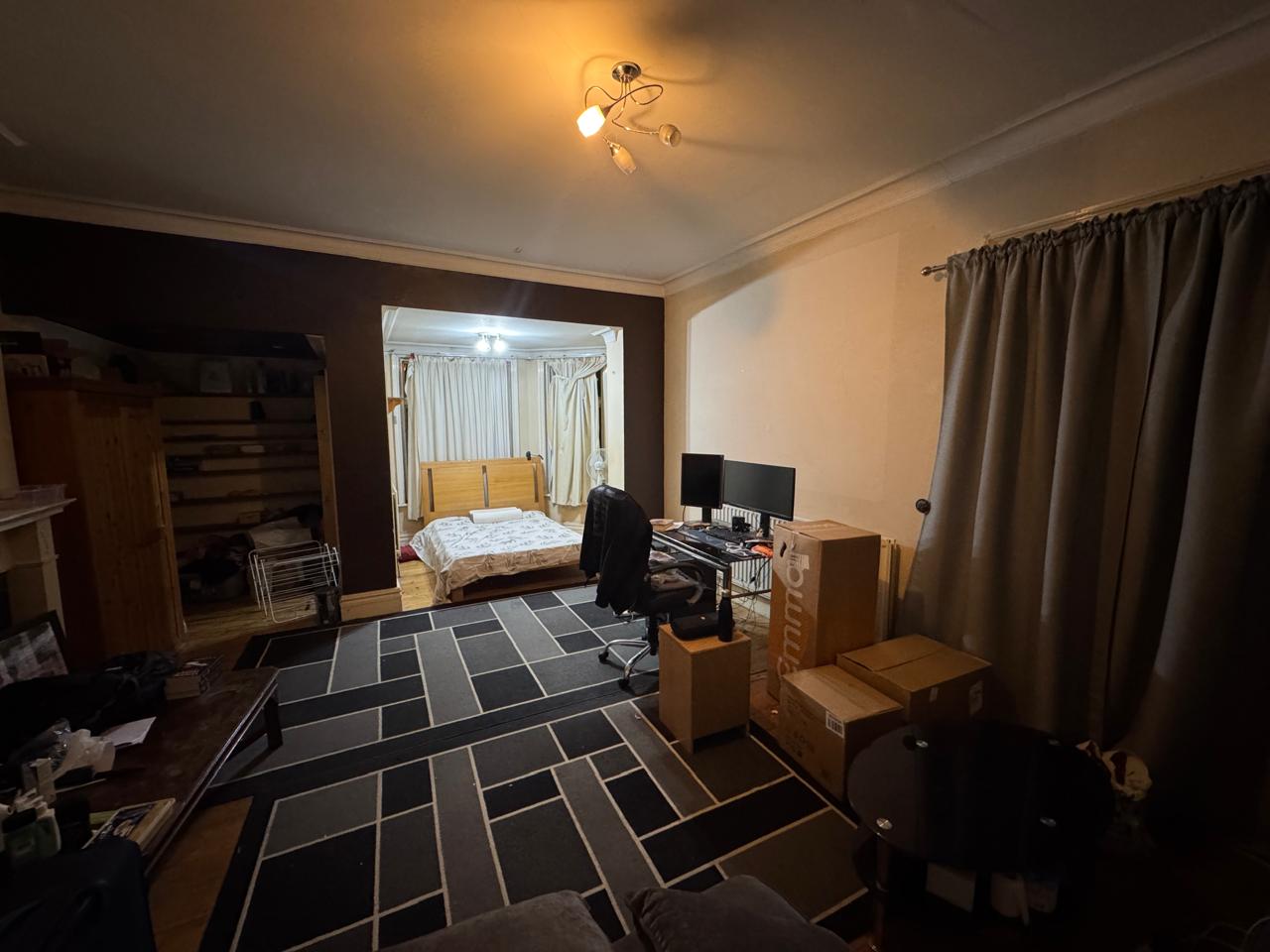 Fully Furnished Spacious Double Bedroom - Bromley